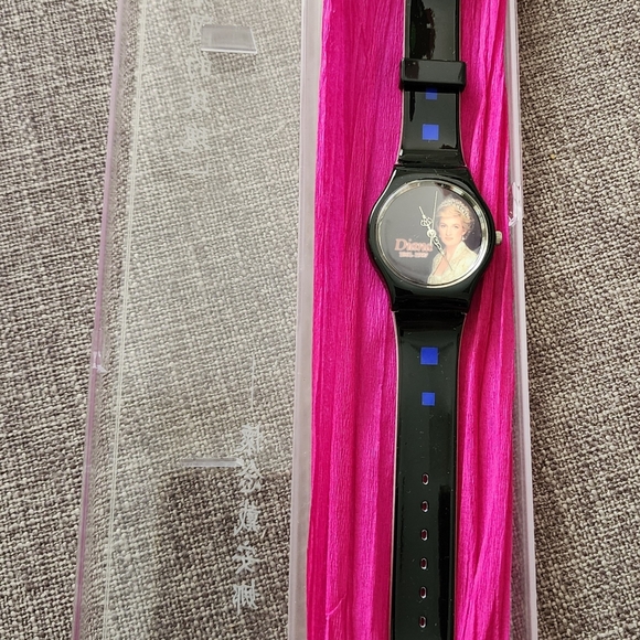 Commerative Princess Diana Watch 1997 Hong Kong Rare! - Picture 2 of 6